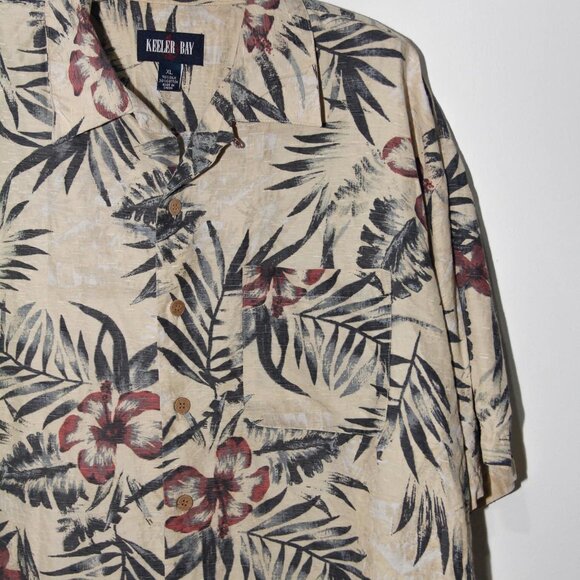KEELER BAY Shirt Large Button up Tan and Burgundy Flower Beach Hawaiian Tropical - Picture 5 of 8